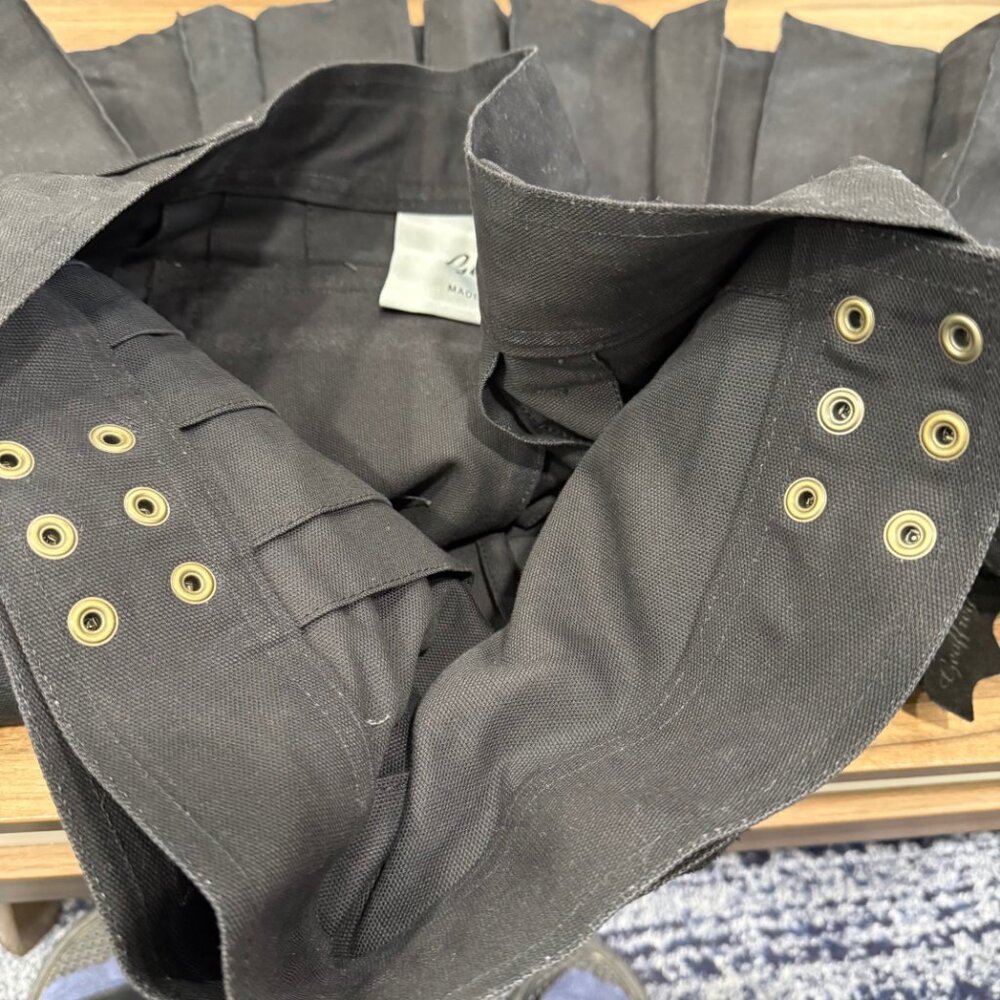 GEOFFREY MARRS MEN'S UTILITY KILT LEATHER FRONT APRON BLACK SIZE 46 - Picture 6 of 9
